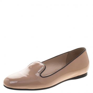 Pre Owned Prada Beige Patent Leather Smoking Slippers Size 39