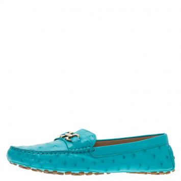 مملوكة مسبقًا Salvatore Ferragamo Turquoise Ostrich Leather Saba Loafers Size 41.5
