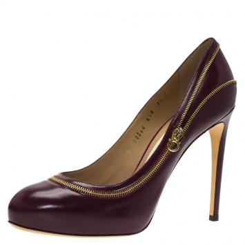 Pre Owned Salvatore Ferragamo Burgundy Leather Rory Chain Detail Pumps Size 40