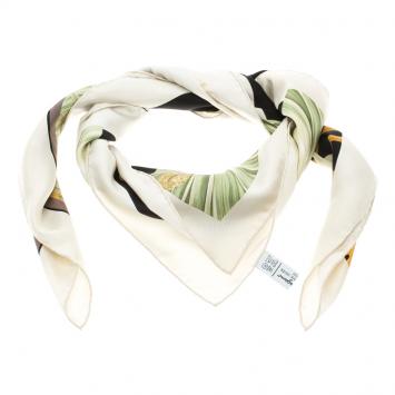 Pre Owned Salvatore Ferragamo Floral Printed Silk Square Scarf
