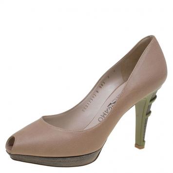 Pre Owned Salvatore Ferragamo Brown Leather Peep Toe Platform Pumps Size 38.5