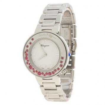 Pre Owned Salvatore Ferragamo Cream Stainless Steel Gancino FF5010013 Women's Wristwatch 36MM
