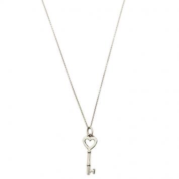 مملوكة مسبقًا Tiffany & Co. Heart Key Mini Pendant Silver Necklace