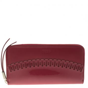 Pre Owned Tod's Carmine Red Patent Leather Zip Around Continental Wallet