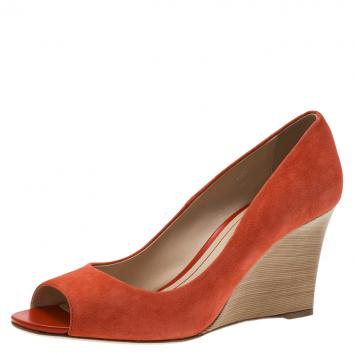 Pre Owned Tod's Coral Suede Peep Toe Wedge Pumps Size 40.5