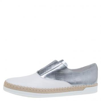 مملوكة مسبقًا Tod's Silver and White Leather Francesina Slip On Espadrille Sneakers Size 39.5