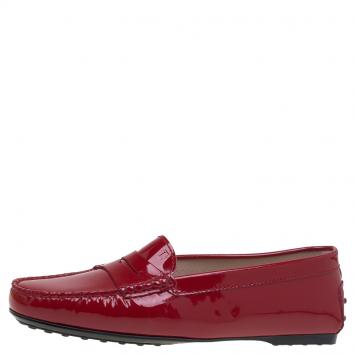 Pre Owned Tod's Red Patent Gomma Lu Moccasins Size 39.5