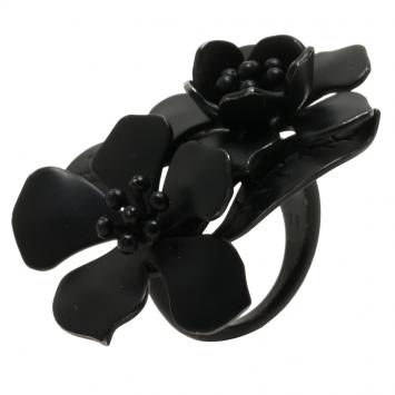 Pre Owned Valentino Black Flowers Ring Size 52