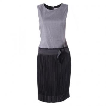 Pre Owned Valentino Colorblock Drop Wait Pleated Dress M