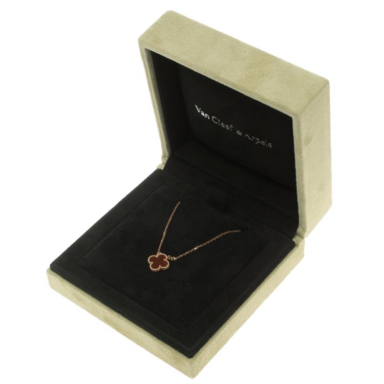 Pre Owned Van Cleef & Arpels Vintage Alhambra Carnelian & 18k Yellow Gold Pendant Necklace