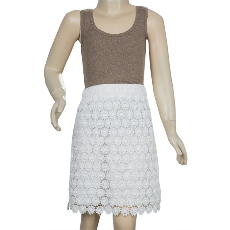 Pre Owned Dolce and Gabbana White Floral Lace Skirt 6 Yrs