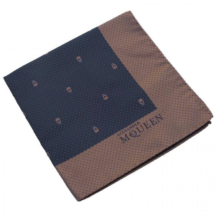Pre Owned Alexander McQueen Beige and Blue Skull Printed Pocket Square