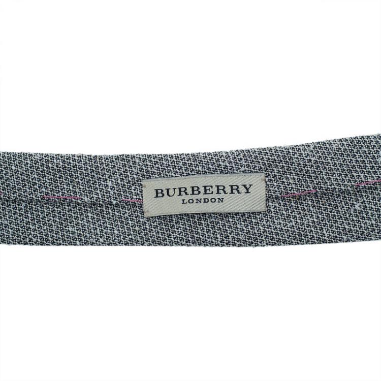Pre Owned Burberry White and Grey Textured Silk Tie