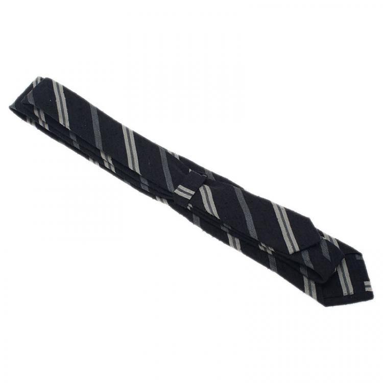 Pre Owned Burberry Black and Grey Striped Silk Tie