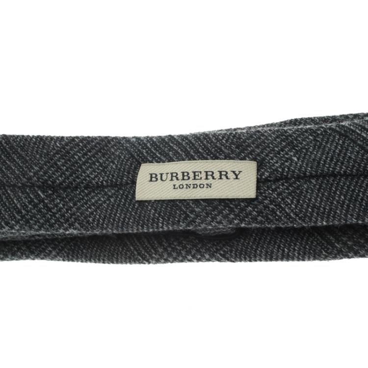 Pre Owned Burberry Grey Cashmere and Wool Blend Tie