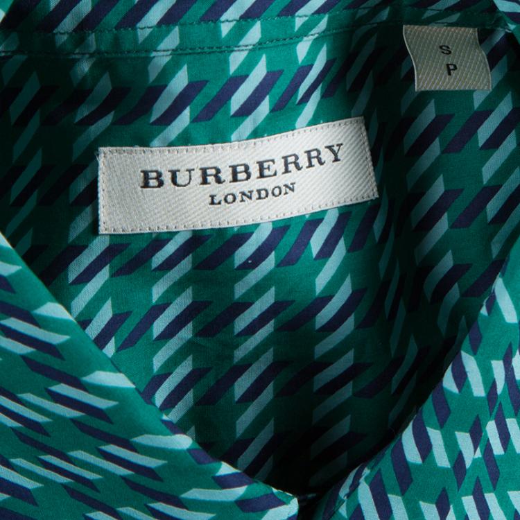 مملوكة مسبقًا Burberry Men's Green Printed Cotton Shirt S