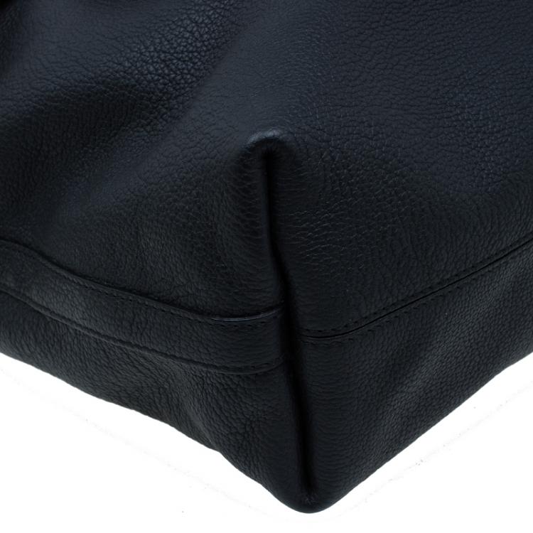 Pre Owned Burberry Black Leather Messenger Bag