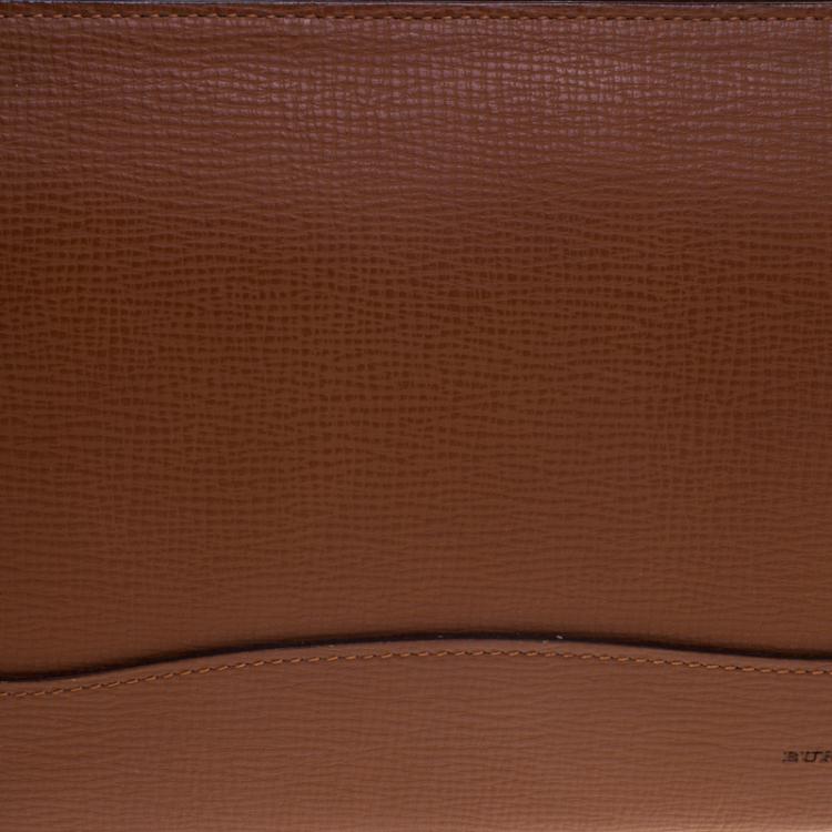 Pre Owned Burberry Brown Leather Zip Around Pouch