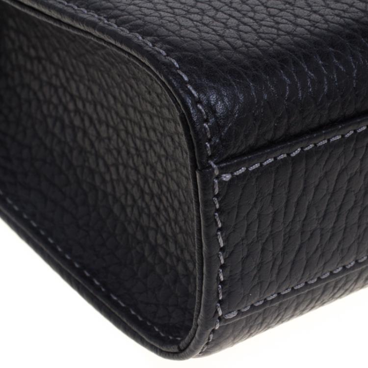 Pre Owned Burberry Black Grain Leather Pouch