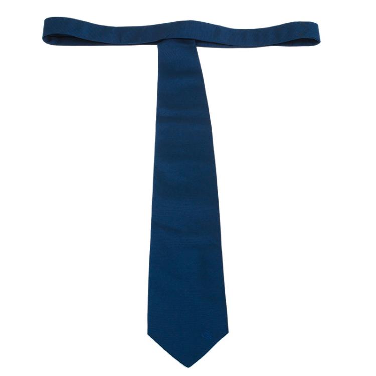 Pre Owned CH Carolina Herrera Navy Blue Silk Tie