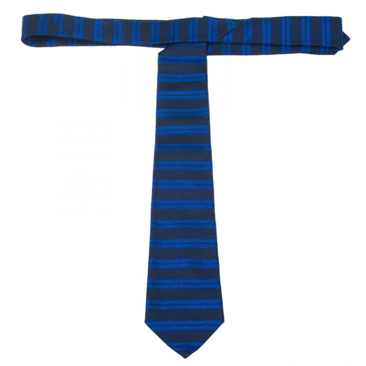 Pre Owned CH Carolina Herrera Blue Striped Silk Tie