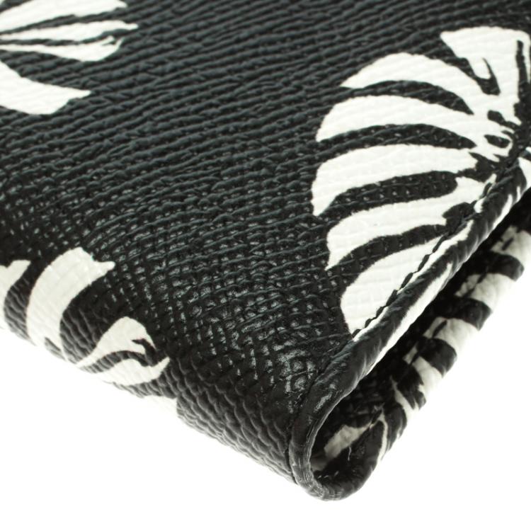 Pre Owned Dolce and Gabbana Black Leaf print Leather Bifold Wallet