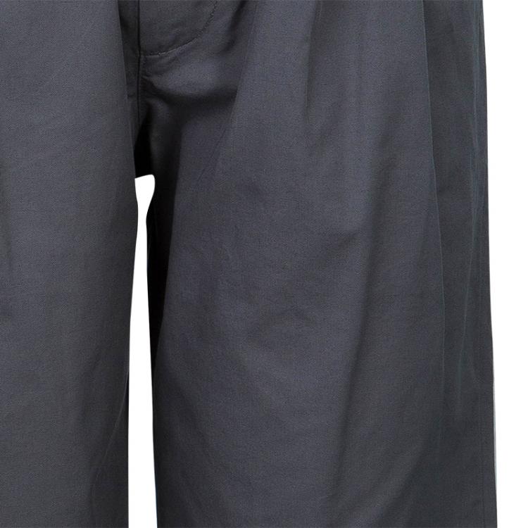 Pre Owned Dolce & Gabbana Men's Grey Knee-Length Shorts M