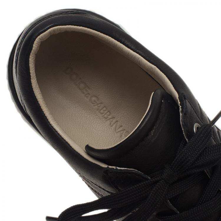 Pre Owned Dolce and Gabbana Black Leather Logo Plaque Sneakers Size 40