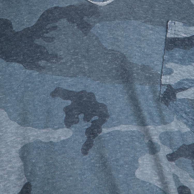 مملوكة مسبقًا Dolce and Gabbana Blue Camouflage Print V-Neck T-shirt XL