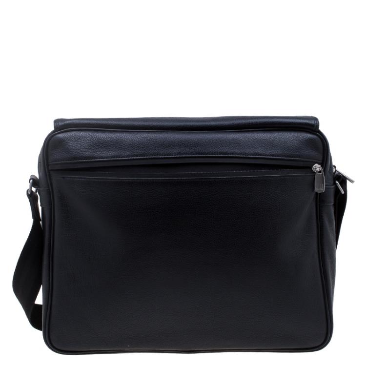 Pre Owned Dunhill Black Pebbled Leather Flap Messenger Bag