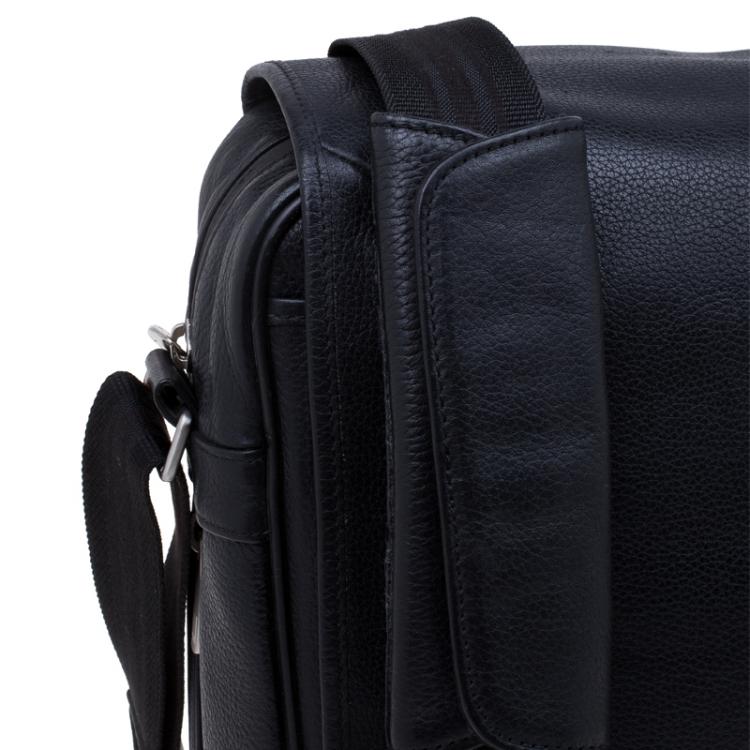 Pre Owned Dunhill Black Pebbled Leather Flap Messenger Bag