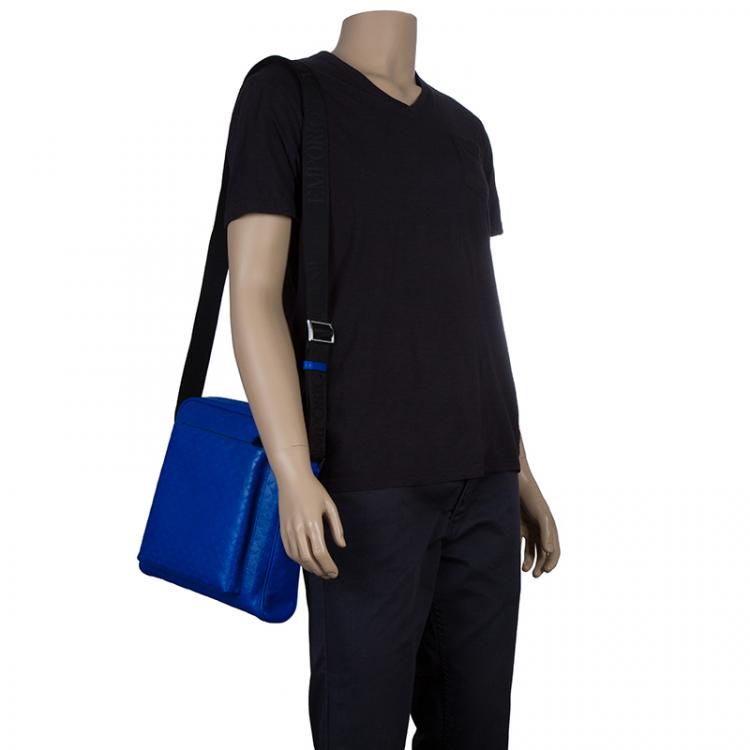 Pre Owned Emporio Armani Blue Leather Medium Messenger Bag