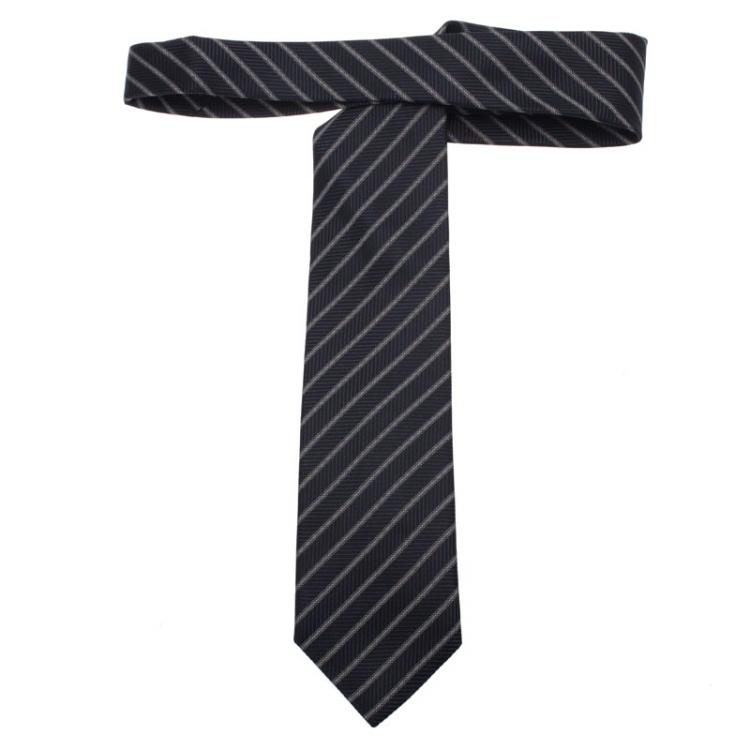 Pre Owned Ermenegildo Zegna Navy Blue and White Textured Striped Silk Tie