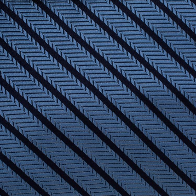 Pre Owned Ermenegildo Zegna Light Blue & Navy Blue Textured Striped Silk Tie
