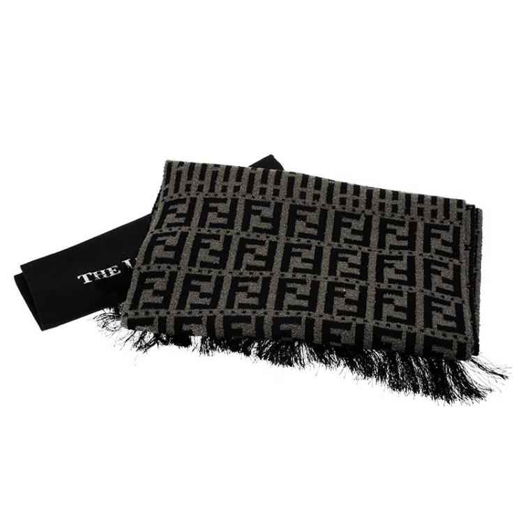 Pre Owned Fendi Grey Zucca Wool Scarf