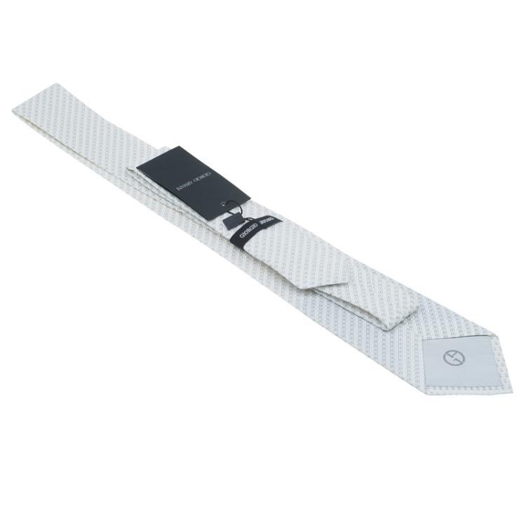 مملوكة مسبقًا Giorgio Armani White Woven Silk Tie