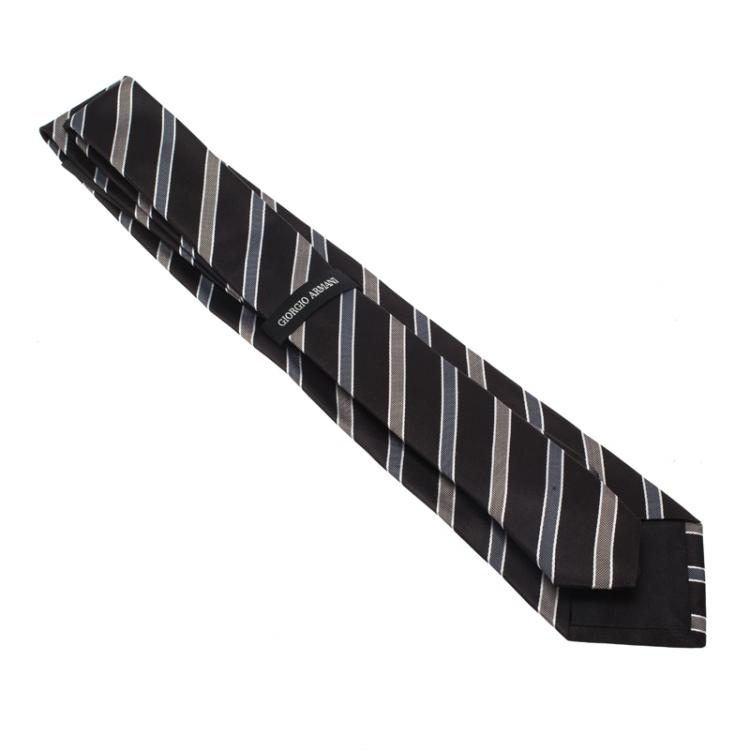 Pre Owned Giorgio Armani Black and White Striped Textured Silk Tie