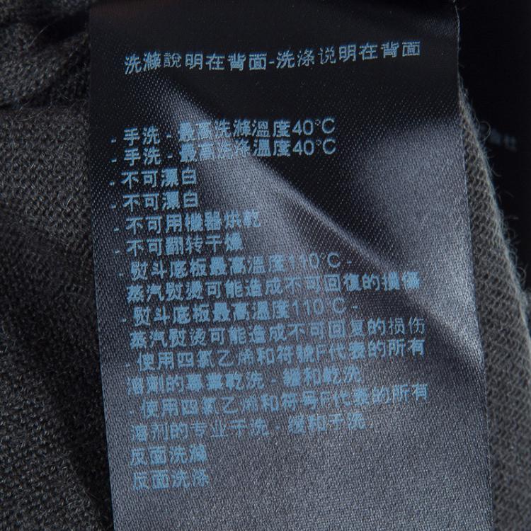 مملوكة مسبقًا Giorgio Armani Grey Cashmere V Neck Sweater XL