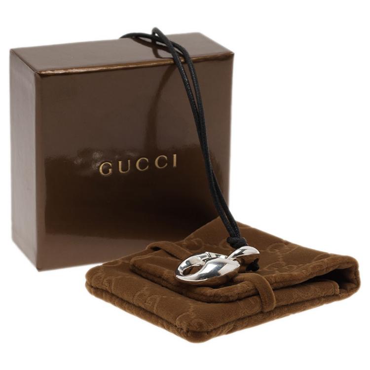 Pre Owned Gucci Silver Pendant Necklace 