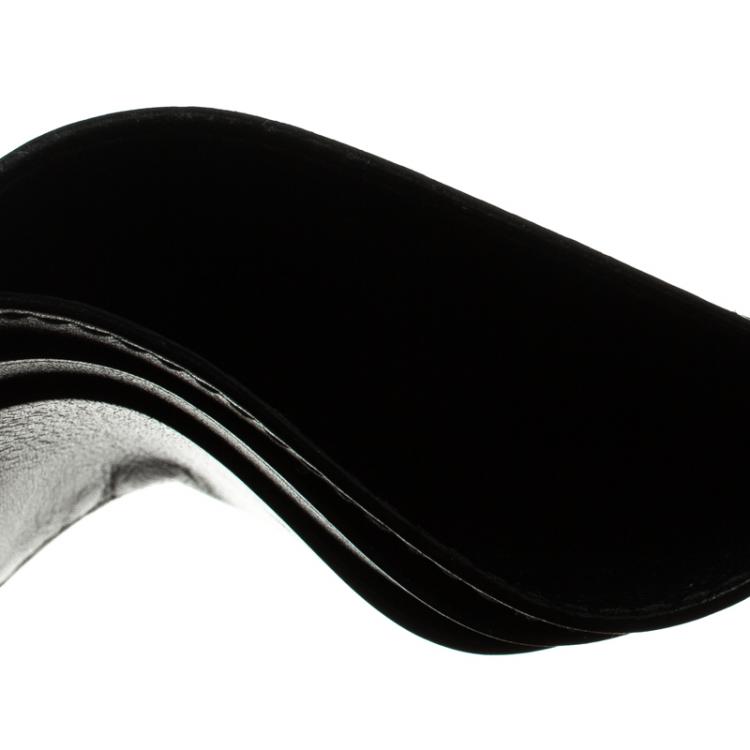 Pre Owned Gucci Black Leather GG Logo Card Holder