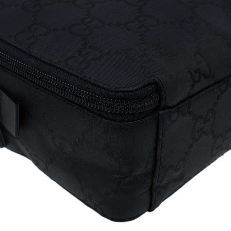 Pre Owned Gucci Black GG Nylon Pouch Bag