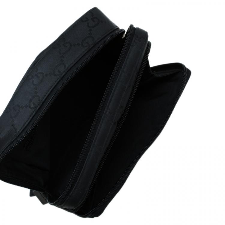 Pre Owned Gucci Black GG Nylon Pouch Bag