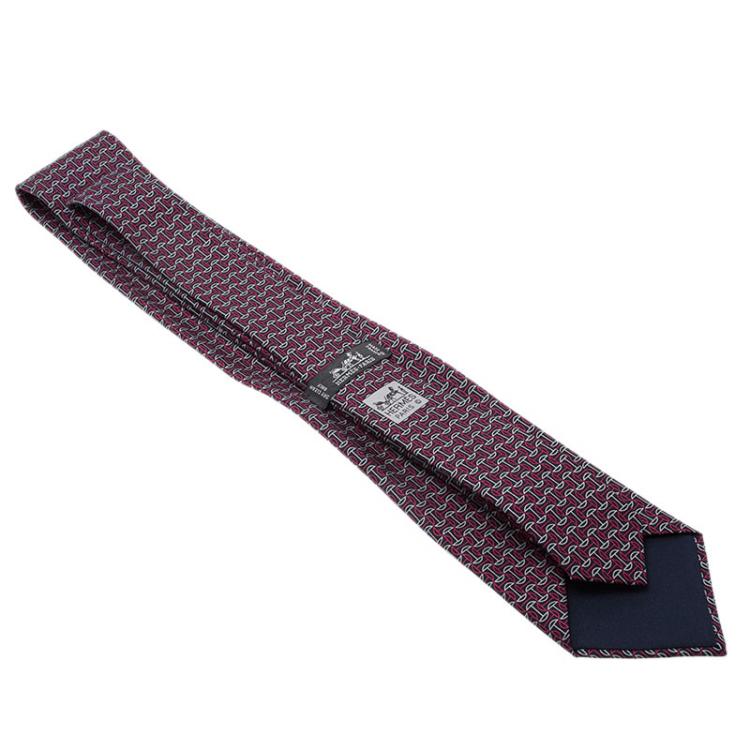 مملوكة مسبقًا Hermes H Jumping Navy Blue & Magenta Printed Silk Tie