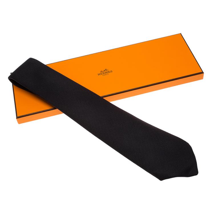 مملوكة مسبقًا Hermes Black Silk Tie