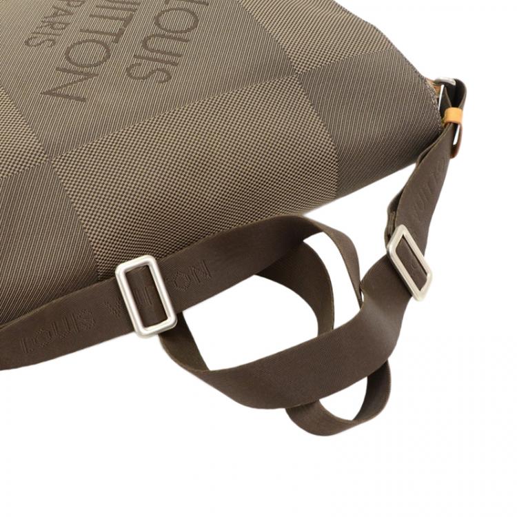 Pre Owned Louis Vuitton Terre Damier Geant Canvas Messenger Bag