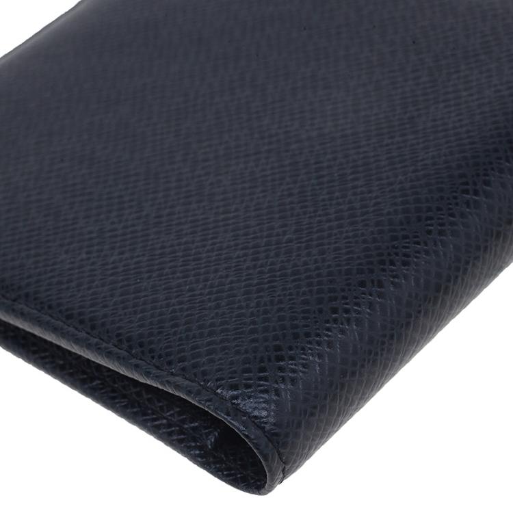 Pre Owned Louis Vuitton Black Taiga Bi Fold Wallet
