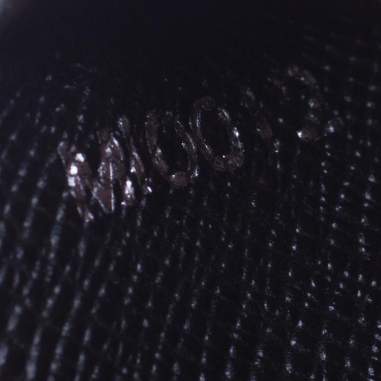 Pre Owned Louis Vuitton Black Taiga Bi Fold Wallet