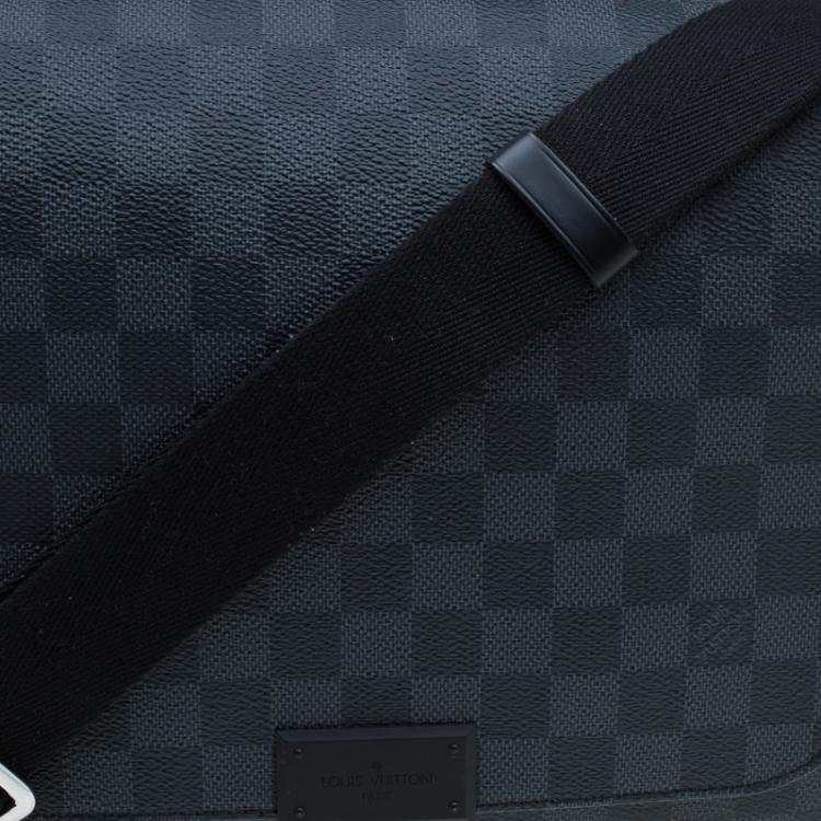Pre Owned Louis Vuitton Damier Graphite Canvas District PM Bag