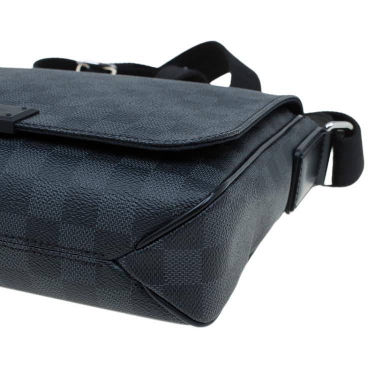 Pre Owned Louis Vuitton Damier Graphite Canvas District PM Bag