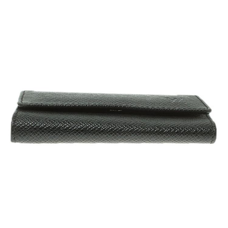 Pre Owned Louis Vuitton Black Taiga Leather 6 key Holder